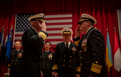 U.S. 7th Fleet Holds Change of Command, Welcomes New Commander 
