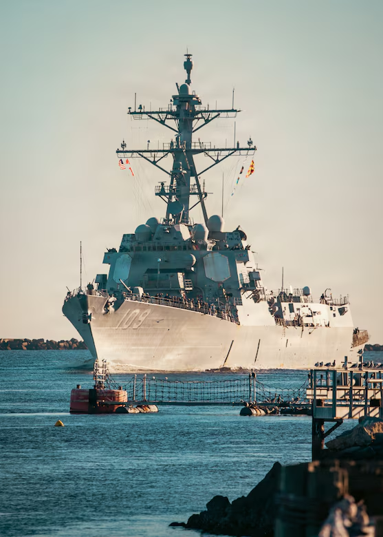 USS Jason Dunham Returns to Mayport Following Deployment to U.S. Fourth Fleet 