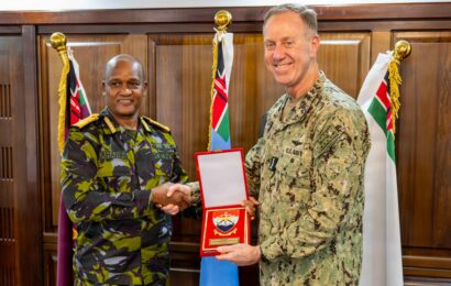 U.S. Strengthens Maritime Security Cooperation with Kenya During NAVAF Commander’s Visit