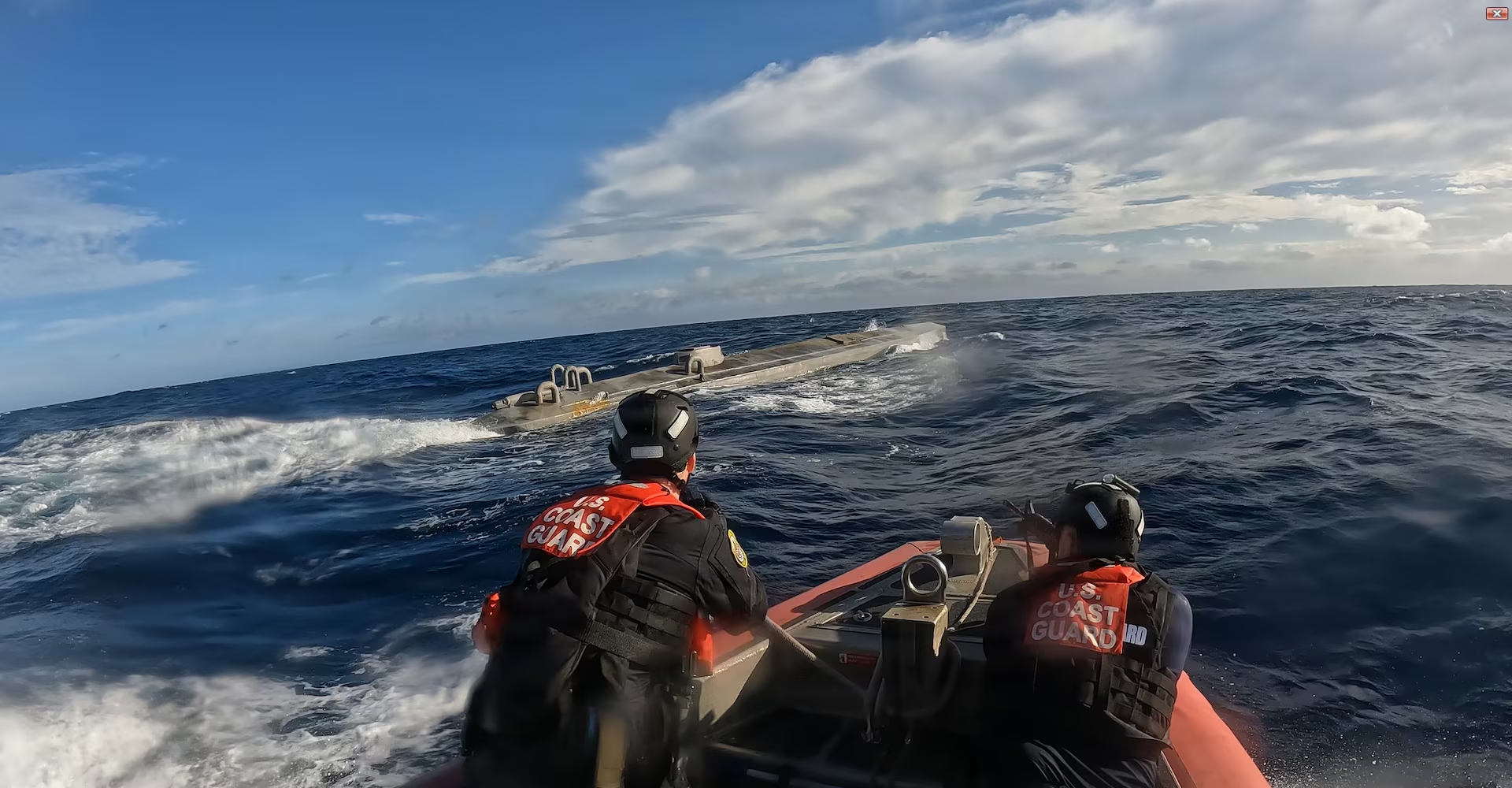CGC Forward interdicts suspected drug smugglers in Eastern Pacific Ocean 