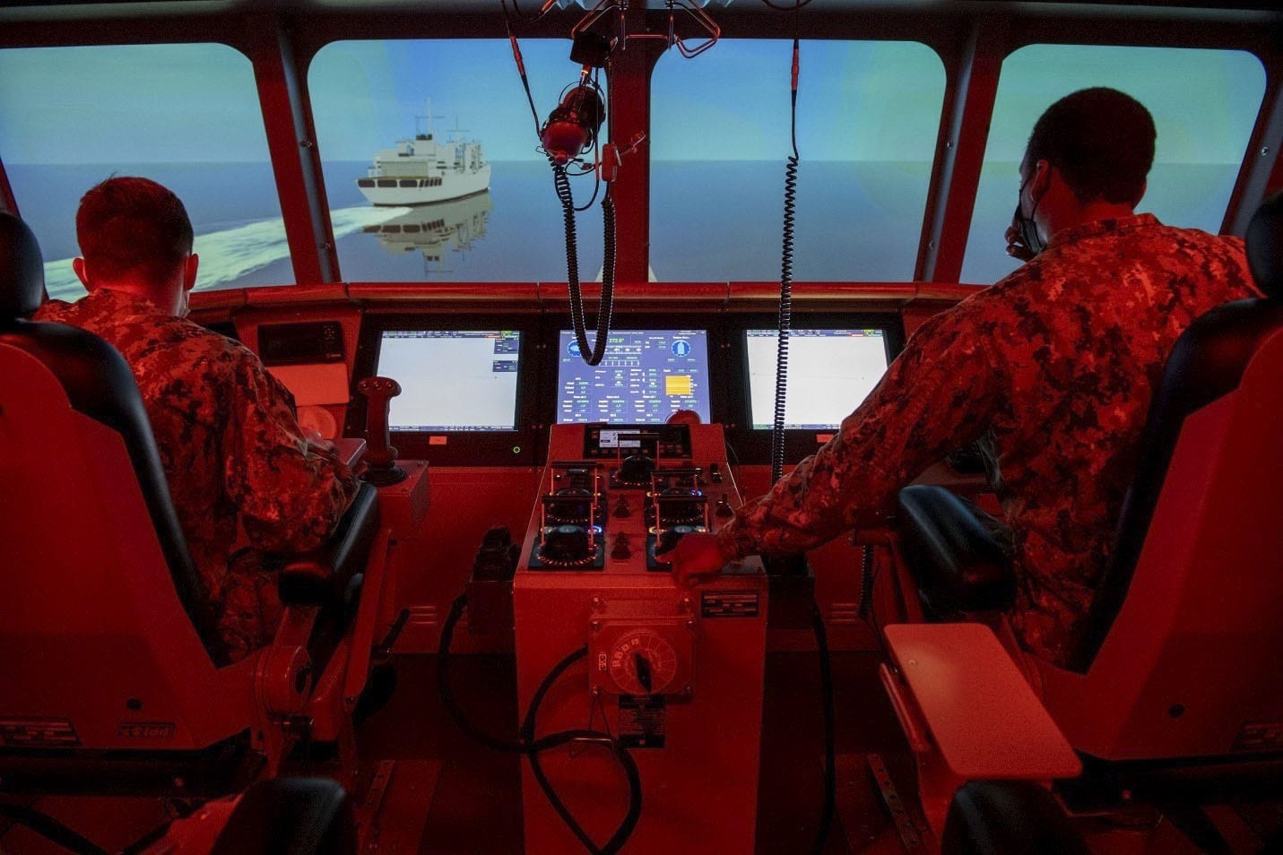 Sailors Simulate LCS