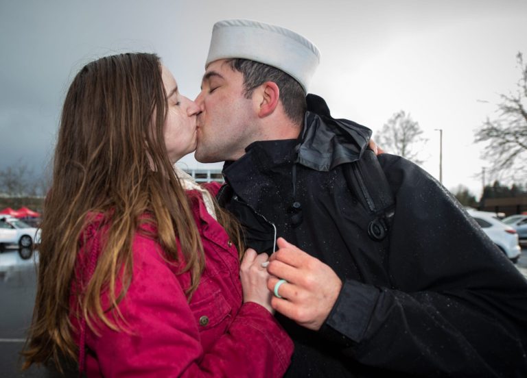 Nimitz Returns Home from Deployment