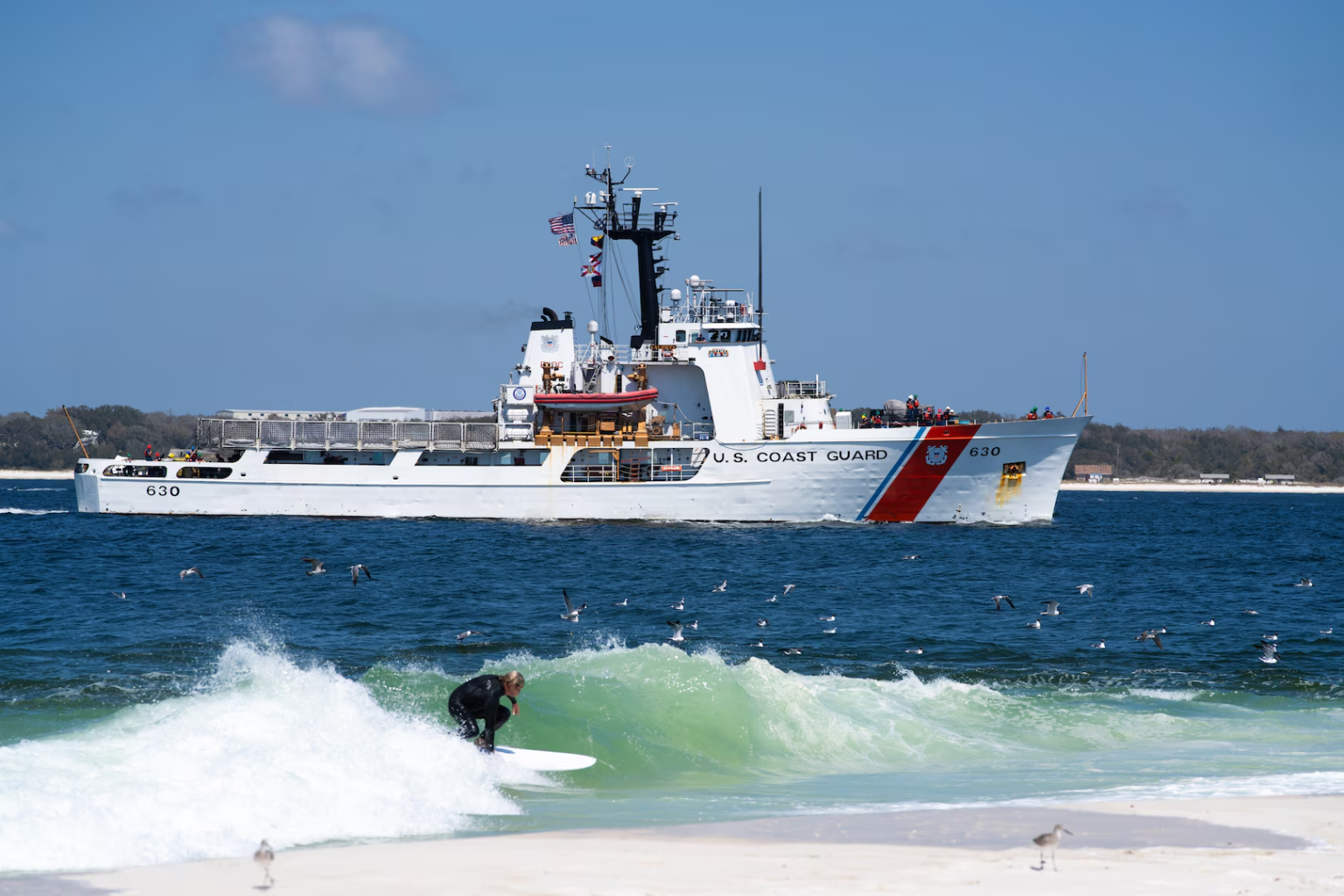 Coast Guard Cutter Alert Returns Home After 55-Day Patrol – Seapower ...